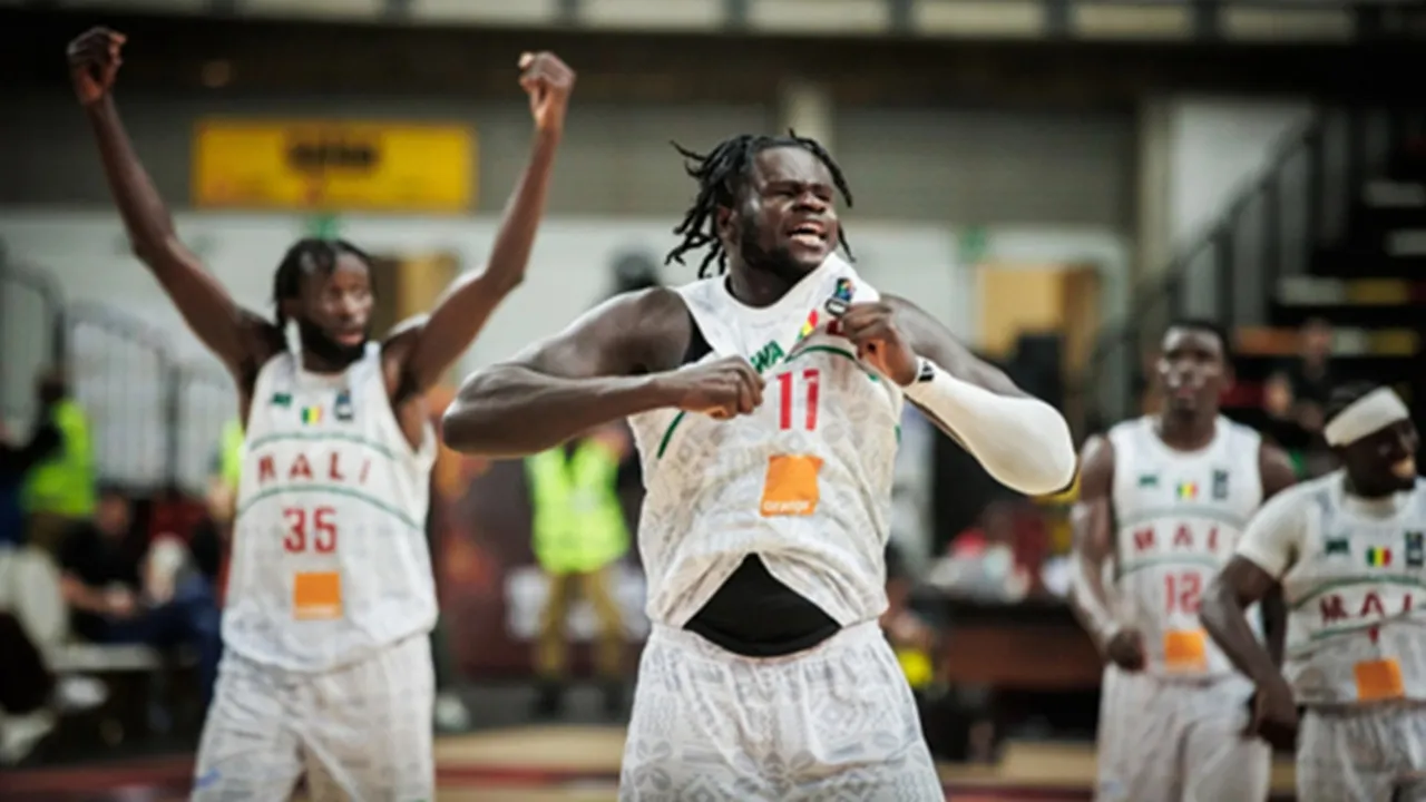 Oumar Ballo Sepakat Bergabung dengan Valencia Basket