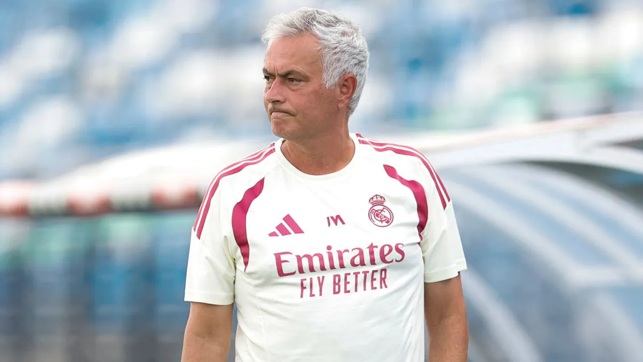Real Madrid Gagal Amankan Rodri, Jose Mourinho Ngamuk