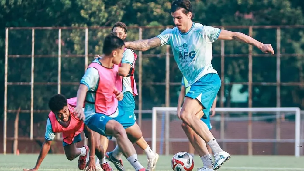 Sergio Castel Jadi Andalan Baru di Lini Depan Persik, Menurut Sang Pelatih - sumber: (ileagueid)