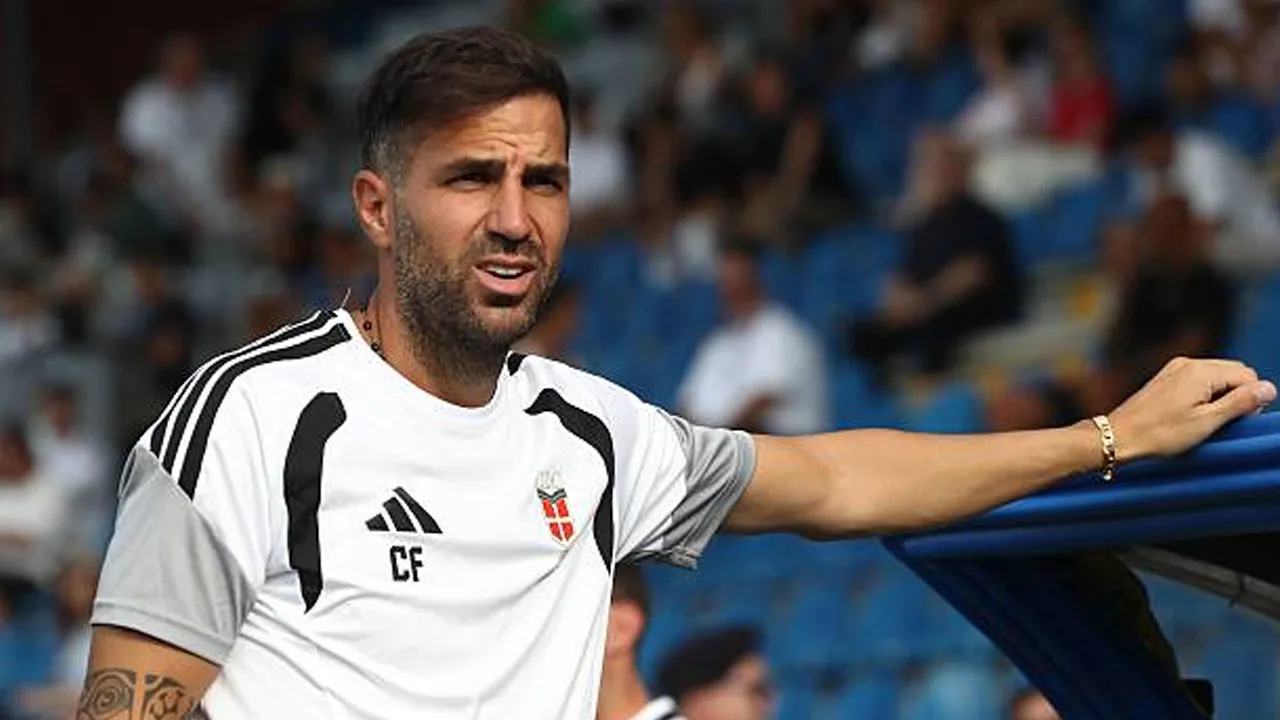 Yan Couto Gabung Como, Cesc Fabregas Puji Gaya Bermain Sang Bek