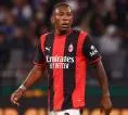 AC Milan Siap Lepas Pervis Estupinan, Aston Villa Siaga Satu