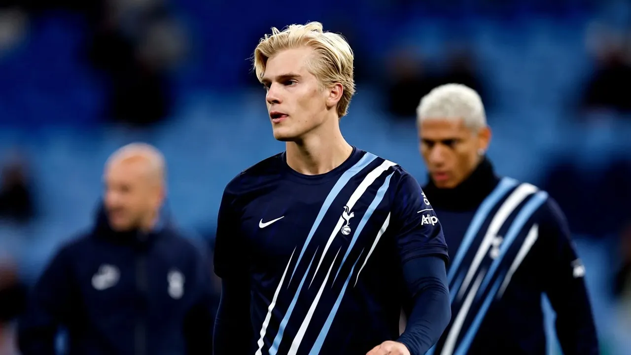 Barcelona Semoat Ditawarkan Menggaet Lucas Bergvall