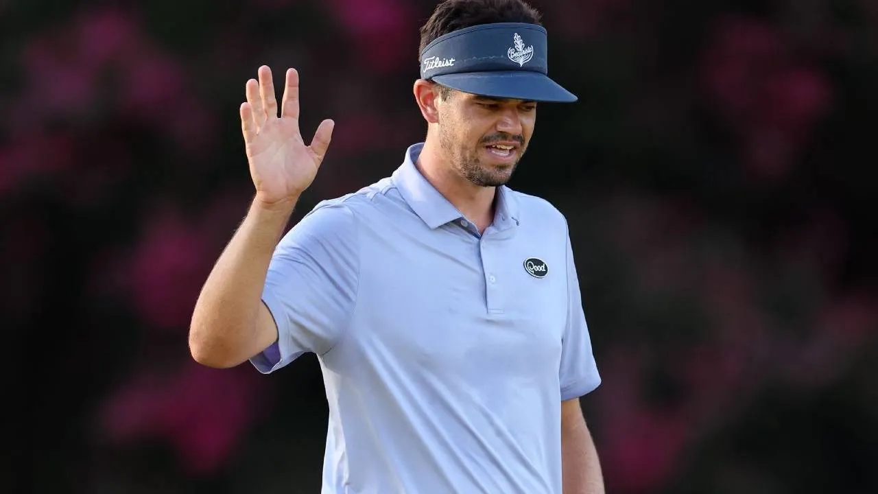 Beau Hossler membukukan skor 3 under 67 dan mengumpulkan total 12 under 128 untuk unggul satu pukulan. (Foto: Golf Digest)