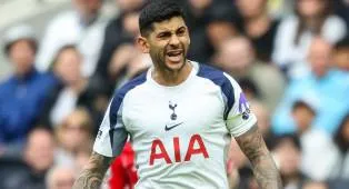 Cristian Romero Terbuka Gabung Arsenal, Tapi Spurs Ogah Lepas
