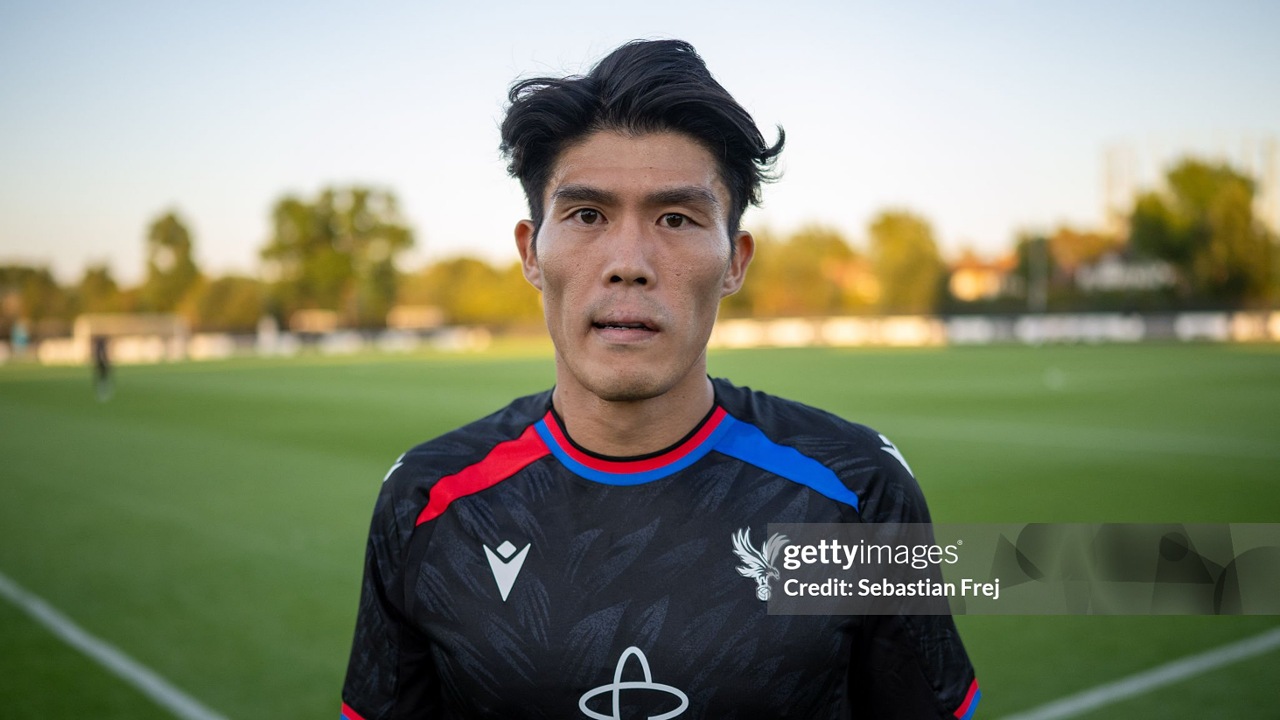 Crystal Palace Resmi Rekrut Takehiro Tomiyasu
