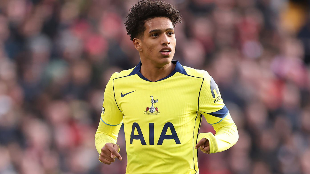 Joao Victor de Souza Kemungkinan Dipertahankan Tottenham