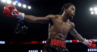 Keyshawn Davis Tolak Duel Lawan Haney, Bob Arum Heran