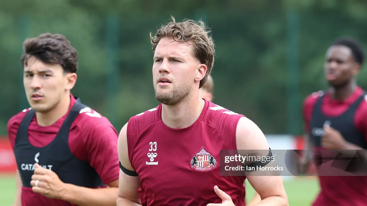 Sunderland capai kesepakatan transfer Leo Hjelde ke KV Mechelen