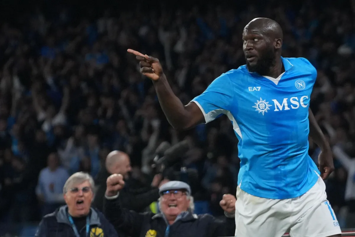 Lukaku Pertimbangkan Tawaran Fenerbahce dan Klub Arab Saudi - sumber: (footballitalia)