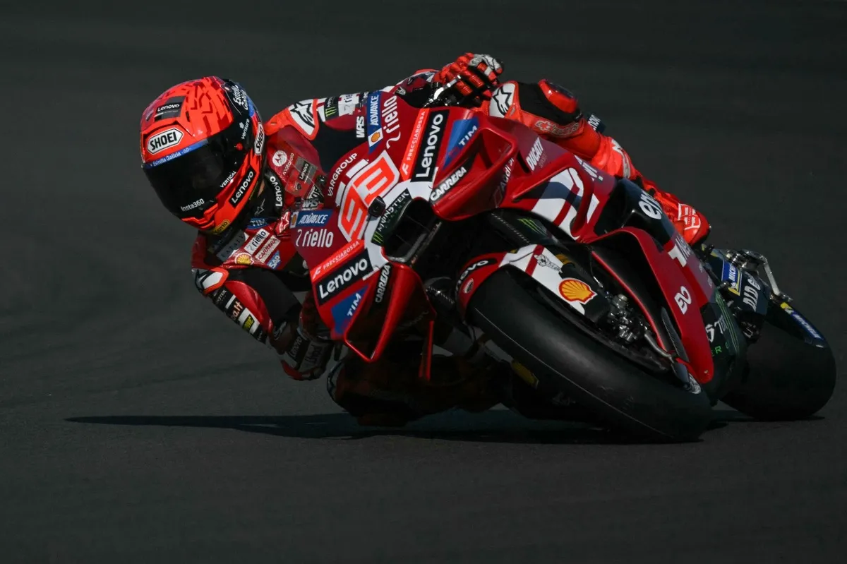 Marquez Akui Lambat di Tikungan Favorit Silverstone - sumber: (motorsport)