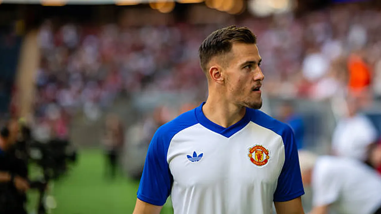 Middlesbrough Resmi Rekrut Radek Vitek dari Manchester United