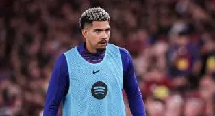 Ronald Araujo Akan Dipinjamkan Barcelona ke Liverpool
