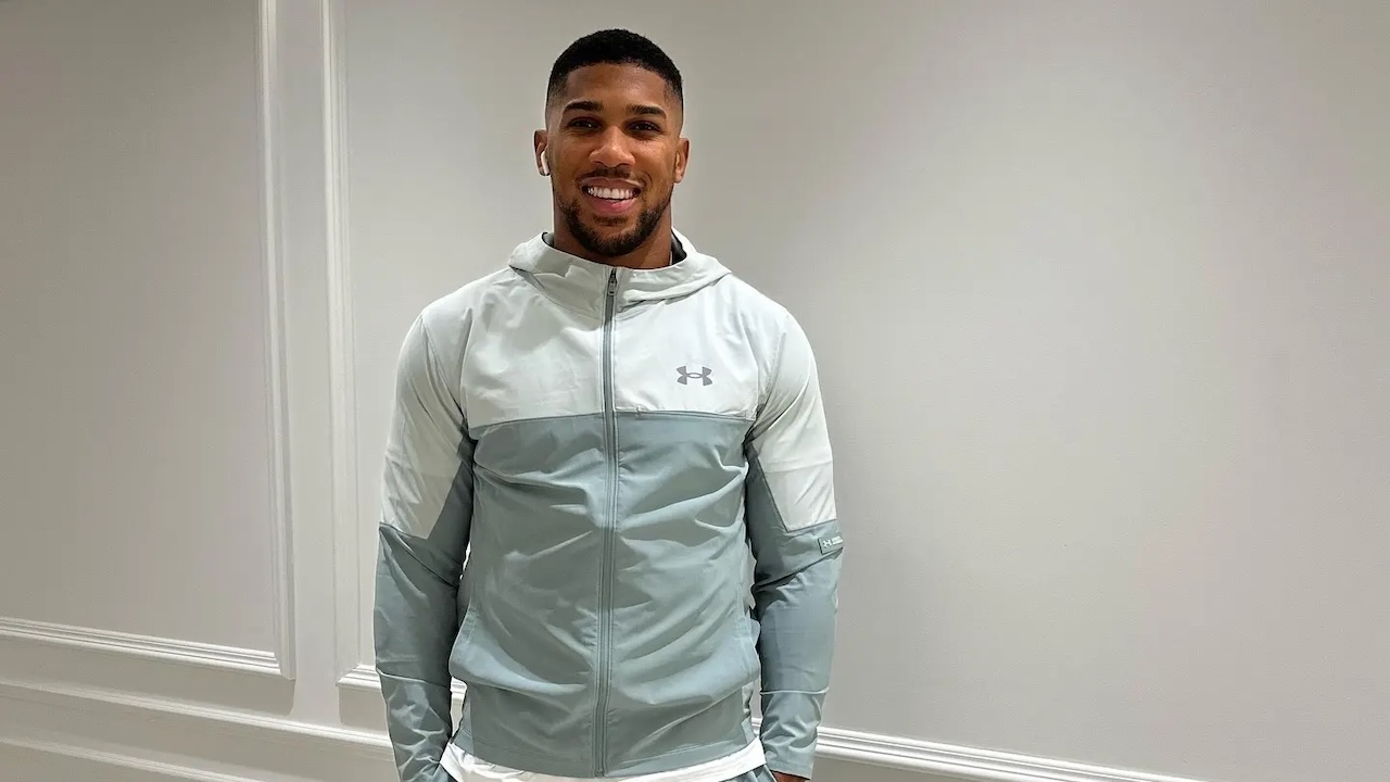 Anthony Joshua Tegas Tolak Duel Lawan Fury Dipindah ke Amerika Serikat
