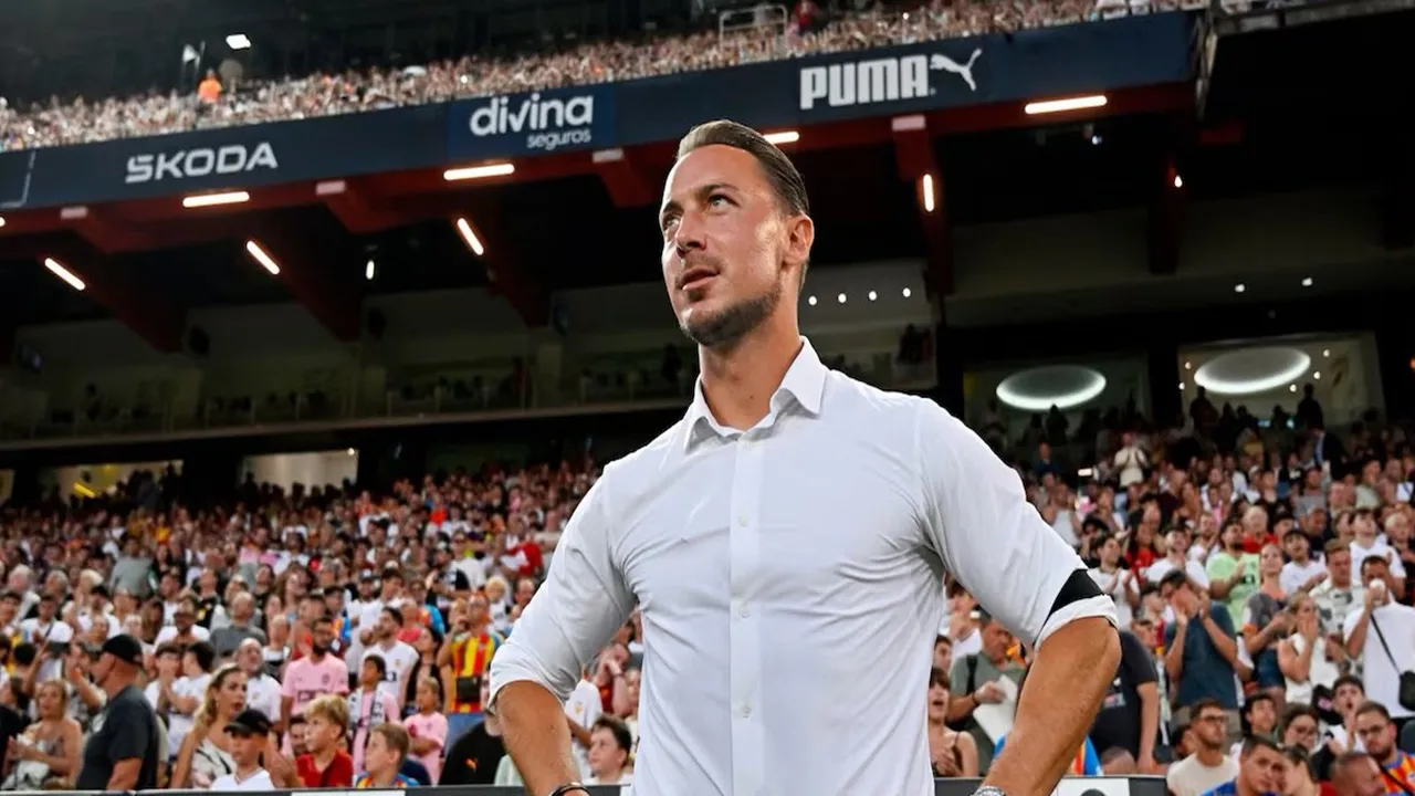Newcastle incar striker Atletico Madrid