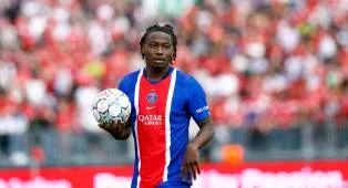 David Boly Senang Bisa Bermain Saat PSG Hadapi MU