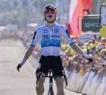 Demi Vollering Rebut Puncak Tour de France Femmes Jelang Etape Terakhir