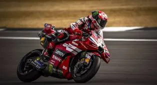 DNF di GP Inggris, Francesco Bagnaia Akui Menderita Sepanjang Akhir Pekan