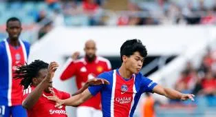 Dro Fernandez Lihat Peningkatan Saat PSG Imbang 1-1 Lawan MU
