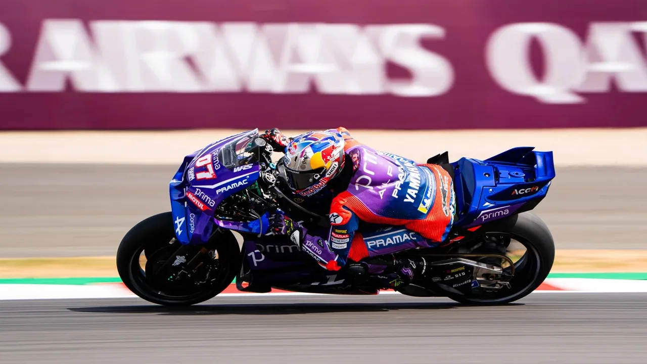 Toprak Razgatlioglu tampi di Sprint Race MotoGP Inggris 2026.
