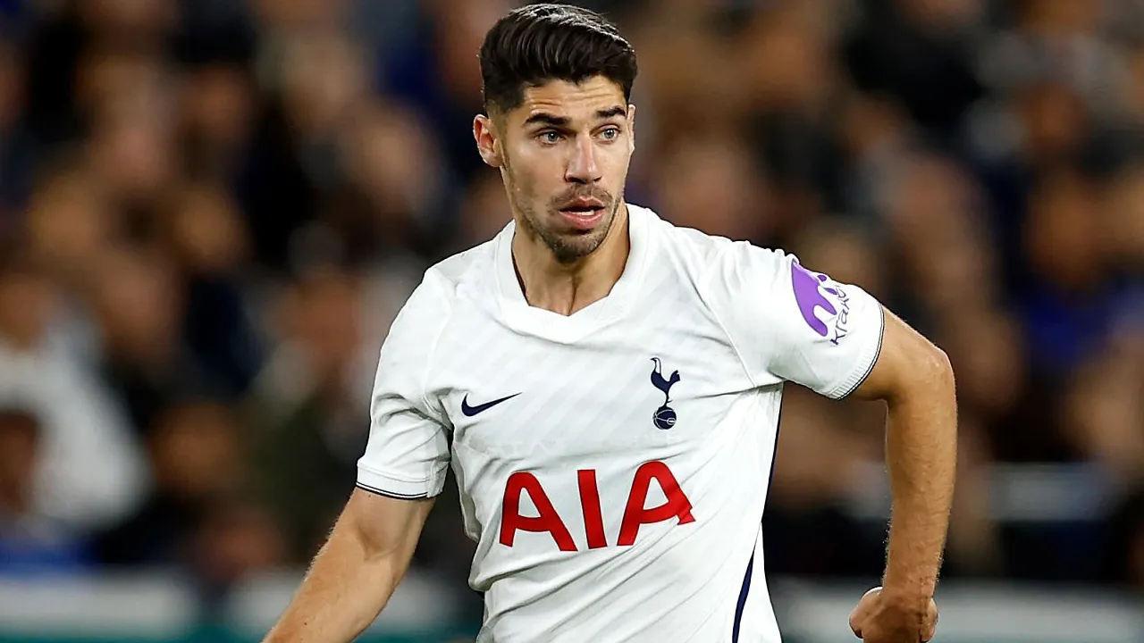 West Ham Selangkah Lagi Datangkan Manor Solomon dari Tottenham