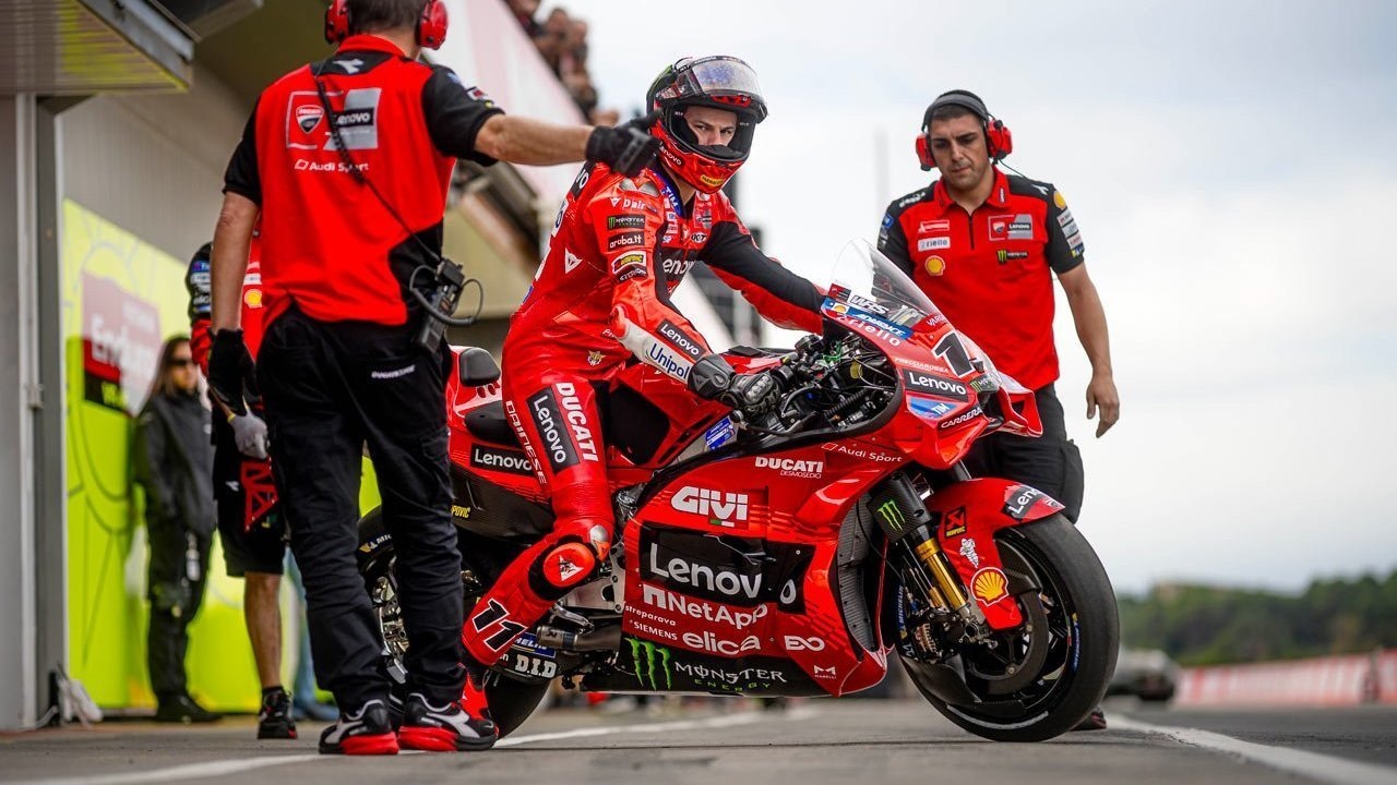 Jadi Test Rider Ducati, Nicolo Bulega Punya Modal Berharga Saat ke MotoGP