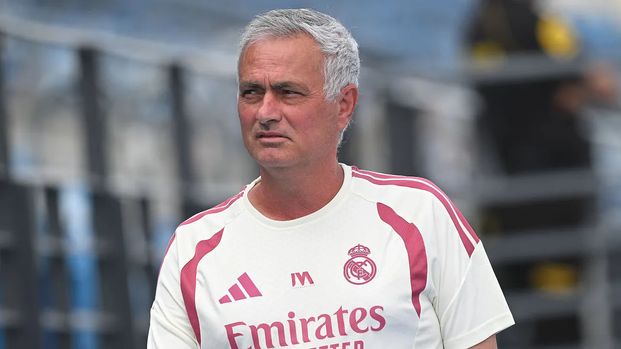 Jose Mourinho Tutup Peluang Lepas Brahim Diaz dan Thiago Pitarch