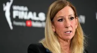 Komisaris Cathy Engelbert Dorong WNBA Lanjutkan Diskusi Atlet Transgender