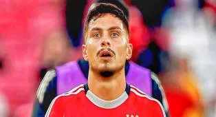 Lazio Ditolak Striker Incaran Yang Pilih RC Lens