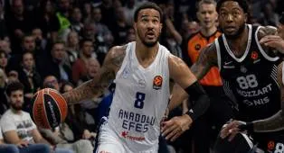 Nick Weiler-Babb Putuskan Gabung dengan Crvena Zvezda