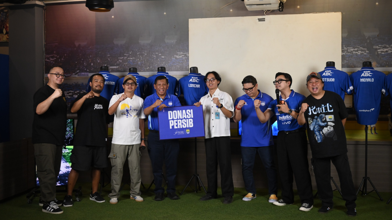 Persib Gelar Donasi Penyintas Kanker Saat Umumkan Loncar