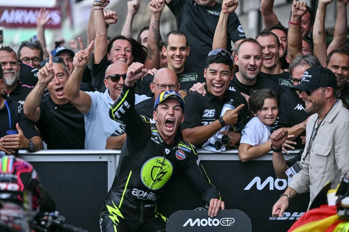 Raul Fernandez Raih Kemenangan di GP Inggris Usai Insiden Sprint - sumber: (motorsport)