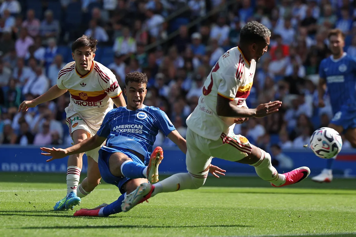 Roma Tumbang 0-3 dari Brighton: Evaluasi Taktik Mourinho - sumber: (footballitalia)