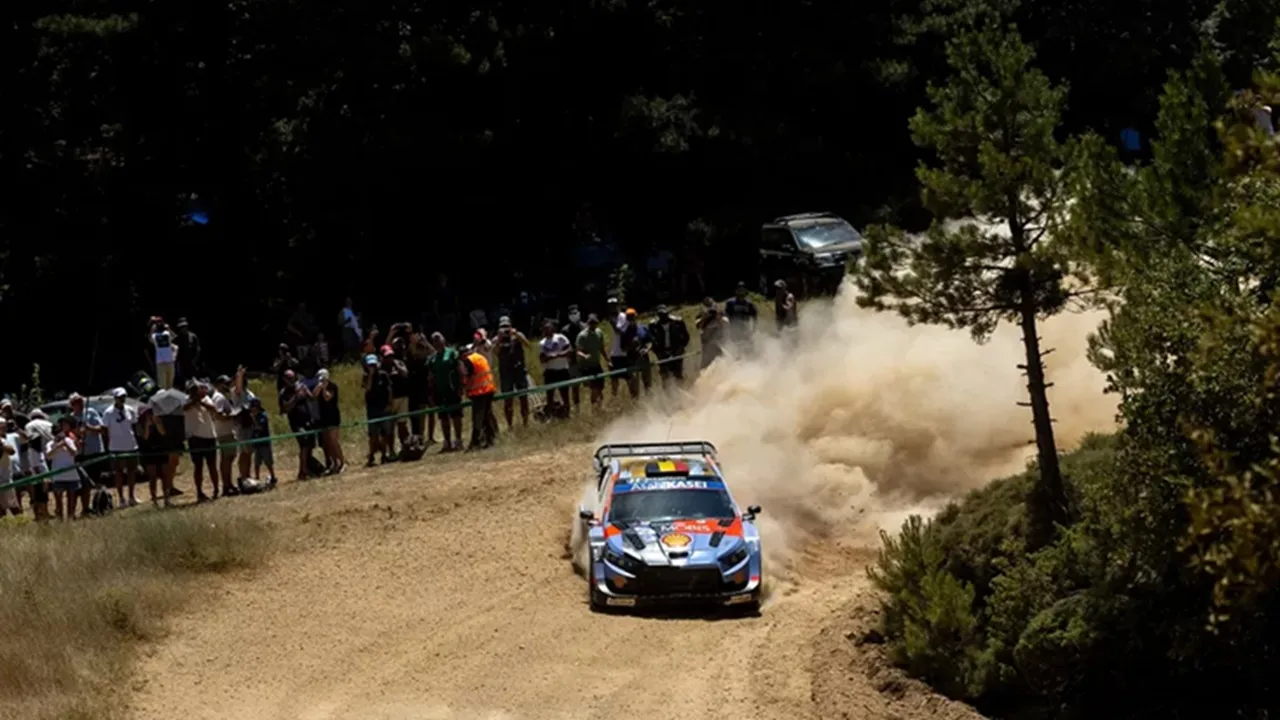 Thierry Neuville Beberkan Penyebab Kesulitan di Reli Finlandia