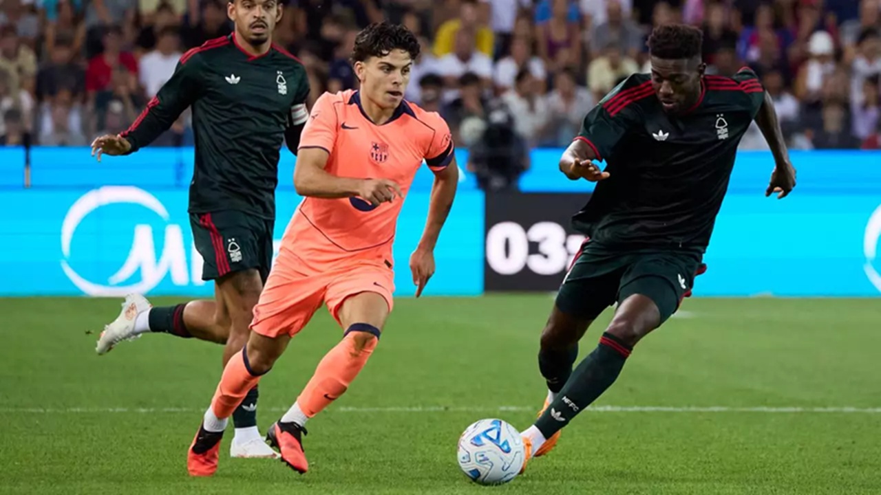 Xavi Espart Kembali Menggoda Hansi Flick di Pramusim