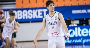 Andrej Bjelic Menambah Kedalaman Skuad Crvena Zvezda