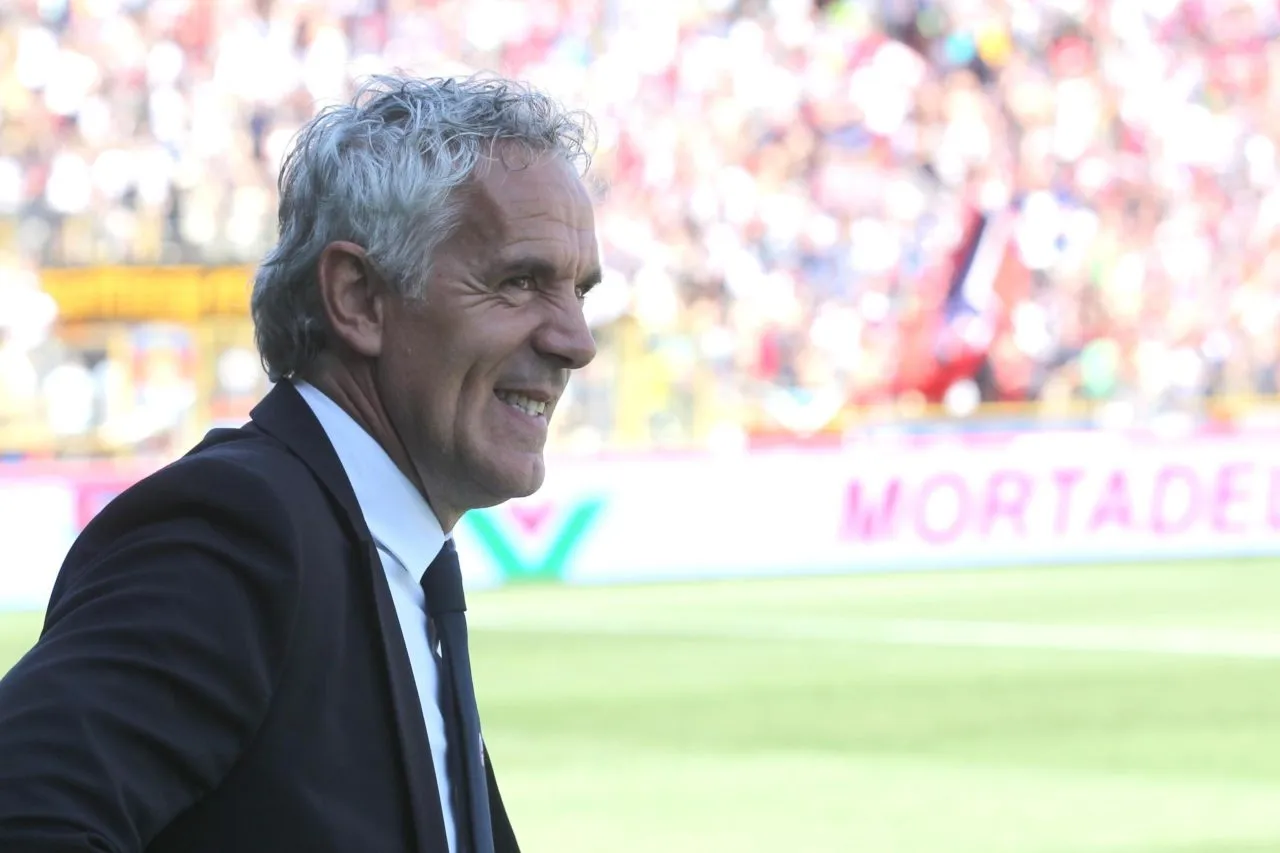 Donadoni Kritik Leao: Perlu Penanganan Keras di Milan - sumber: (footballitalia)