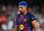 Hansi Flick Akui Gaya Main Barcelona Tak Cocok dengan Ronald Araujo