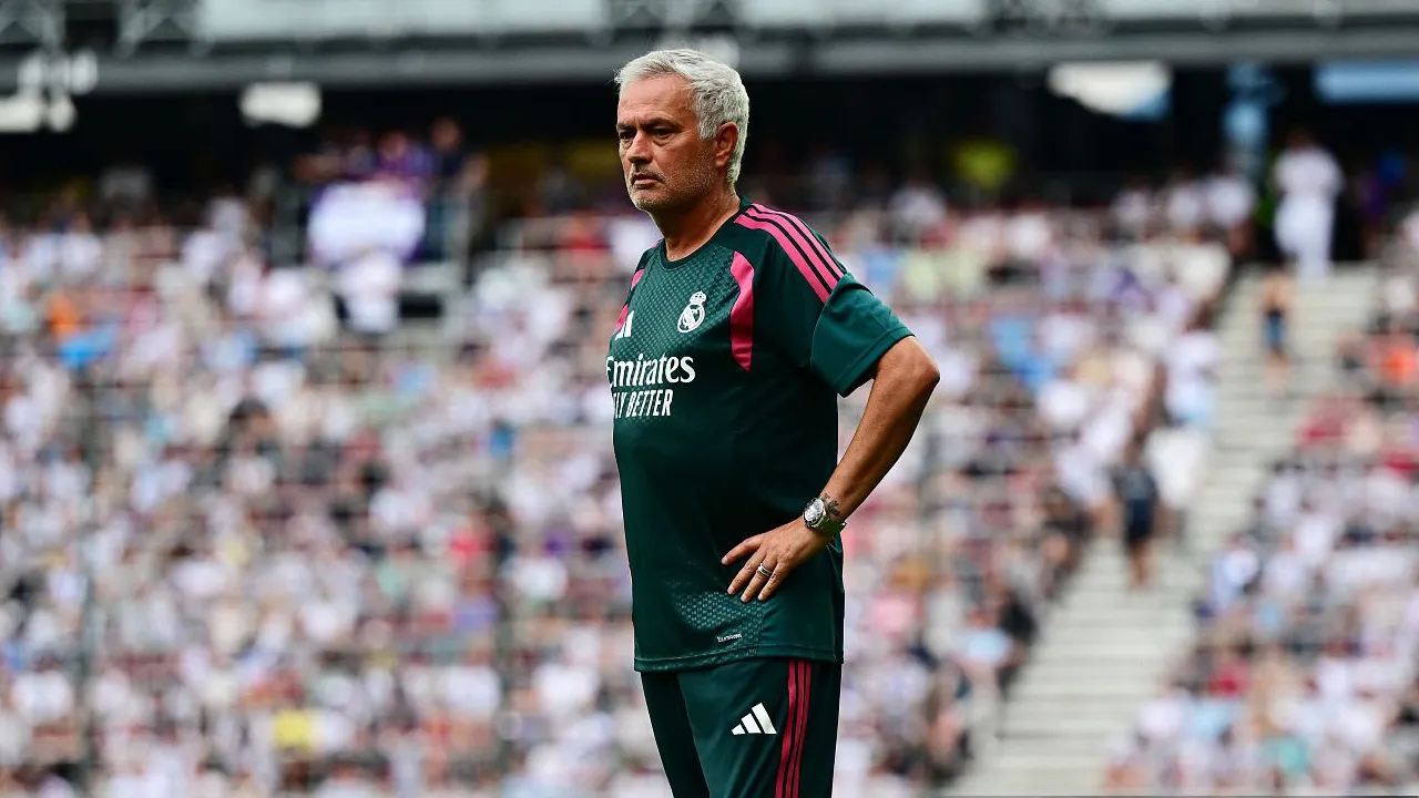 Jose Mourinho Akhirnya Punya Skuad Lengkap untuk Pramusim
