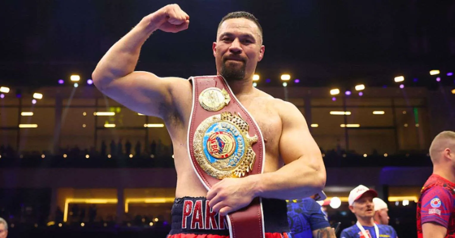 Manajer Joseph Parker Beri Kabar Usai Skors Dicabut - sumber: (secondsout)