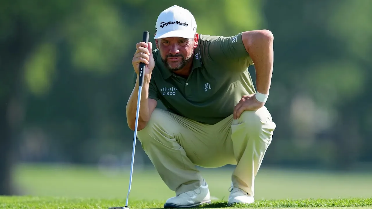 Michael Block Didiskualifikasi dari Staysure PGA Seniors Championship