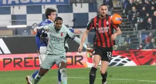 Mike Maignan dan Rabiot Kembali Berlatih, Amorim Dapat Angin Segar
