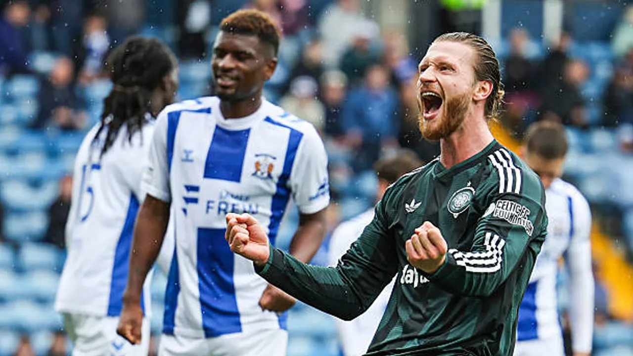 Pertahankan Start Sempurna, Celtic Hancurkan Kilmarnock 5-1