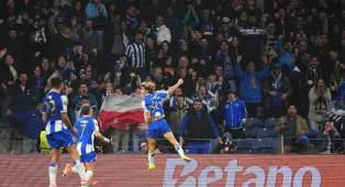 Porto Terbuka Terhadap Tawaran Bertahap AS Roma untuk Mora