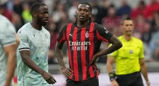 Schira: Galatasaray Siap Tunggu September demi Turunkan Harga Rafael Leao
