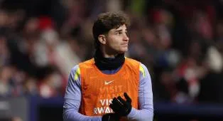 Atletico Madrid Kirim Pesan Brutal ke Barcelona soal Julian Alvarez
