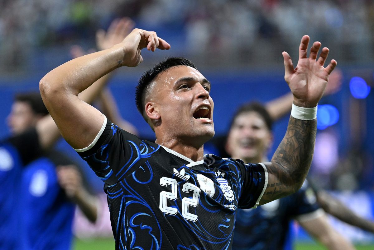Barcelona Incar Lautaro sebagai Opsi Pengganti Álvarez