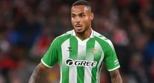 Barcelona Pertimbangkan Natan sebagai Pengganti Ronald Araujo
