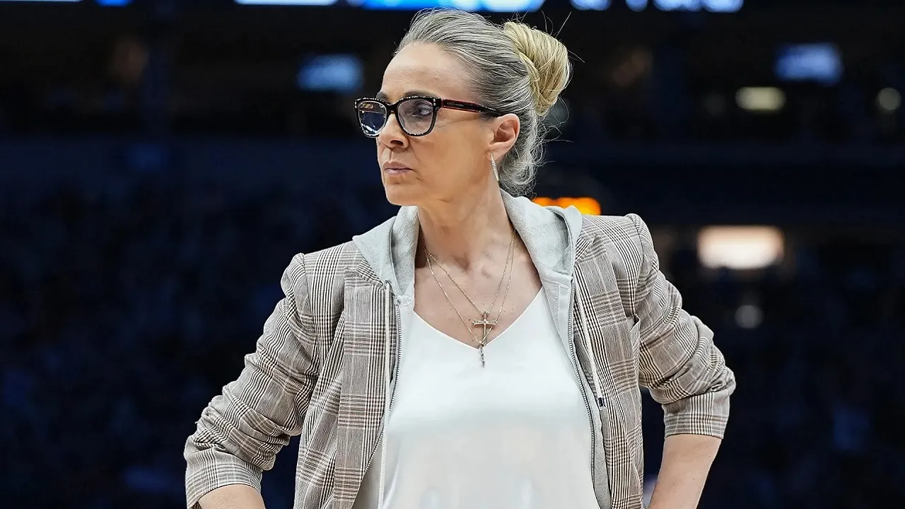 Becky Hammon tidak sesali keputusannya istirahatkan pemain bintang lawan Liberty.