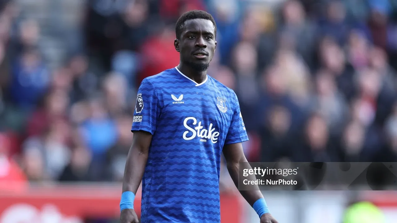 Idrissa Gueye tinggalkan Everton dan gabung Al-Diriyah