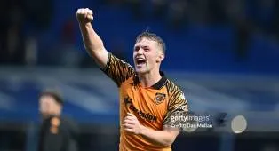 Joe Gelhardt Diburu Wrexham, Leeds United Siap Lepas Sang Penyerang